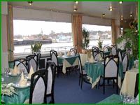 Restaurant face au Canal de Briare